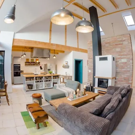 Villa Vintage Sajdikove Humence